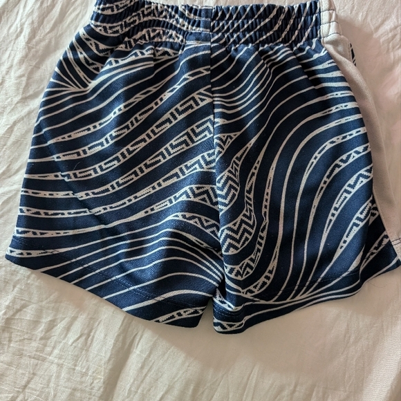 Jordan Blue and Patterned Shorts Set - Picture 9 of 10